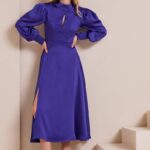 Σατέν μίντι μωβ φόρεμα με άνοιγμα SOFIA