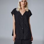 Strolling Sleeveless Jacket