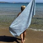 Blue maiandre towel βελουτέ