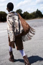 Τζάκετ μάλλινο μπόμπερ με λαχούρια