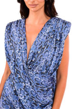 Φόρεμα μοτίβο μπλε φίδι κρουαζέ με βάτες