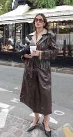 Καπαρντίνα δερμάτινη με πέτο