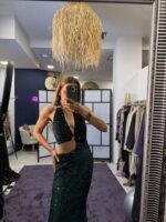 Φόρεμα βελούδο πούλια με κοψίματα - Image 4