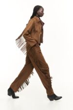 Παντελόνι τύπου suede με κρόσια