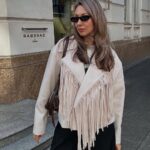 Μπουφάν με κρόσια στο πέτο