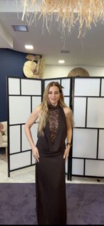 Φόρεμα μακρύ με ντραπέ και δαντέλα μπροστά και στην πλάτη