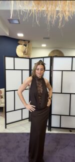 Φόρεμα μακρύ με ντραπέ και δαντέλα μπροστά και στην πλάτη - Image 2