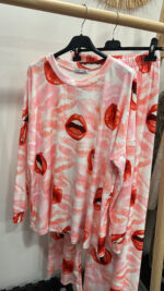 Πιτζαμάκια βελουτέ - Image 7