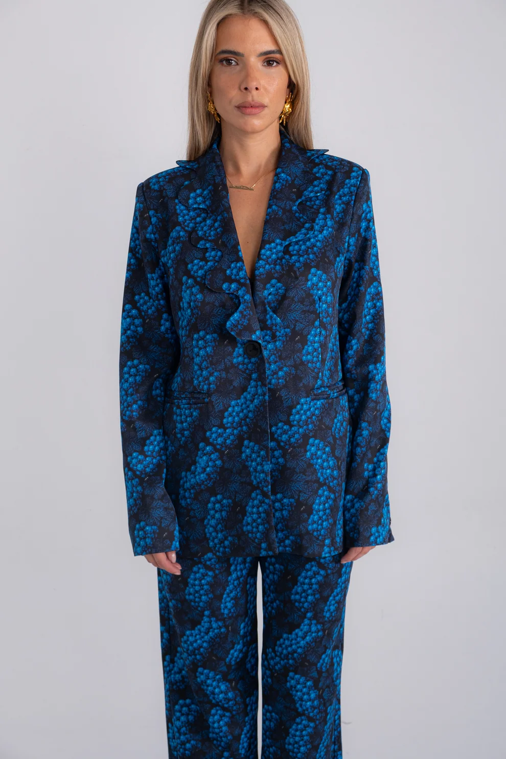 FA6186C5-42AD-4473-85B7-1FA79AF397D3 Malbec Oversized Blazer - Image 1